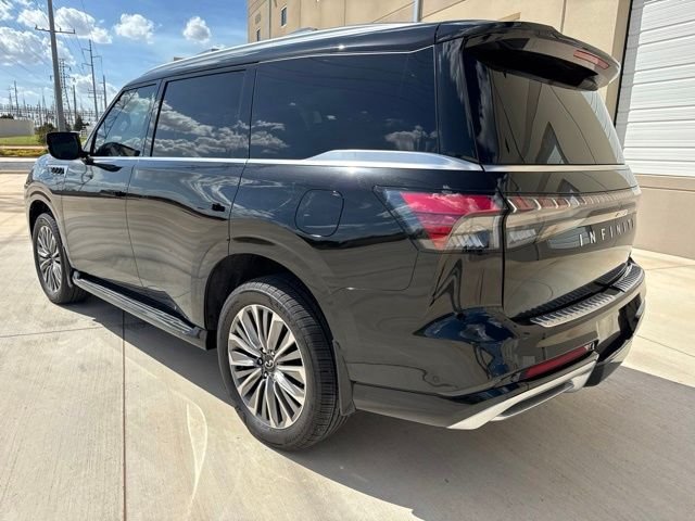Used 2025 Black INFINITI LUXE image 7