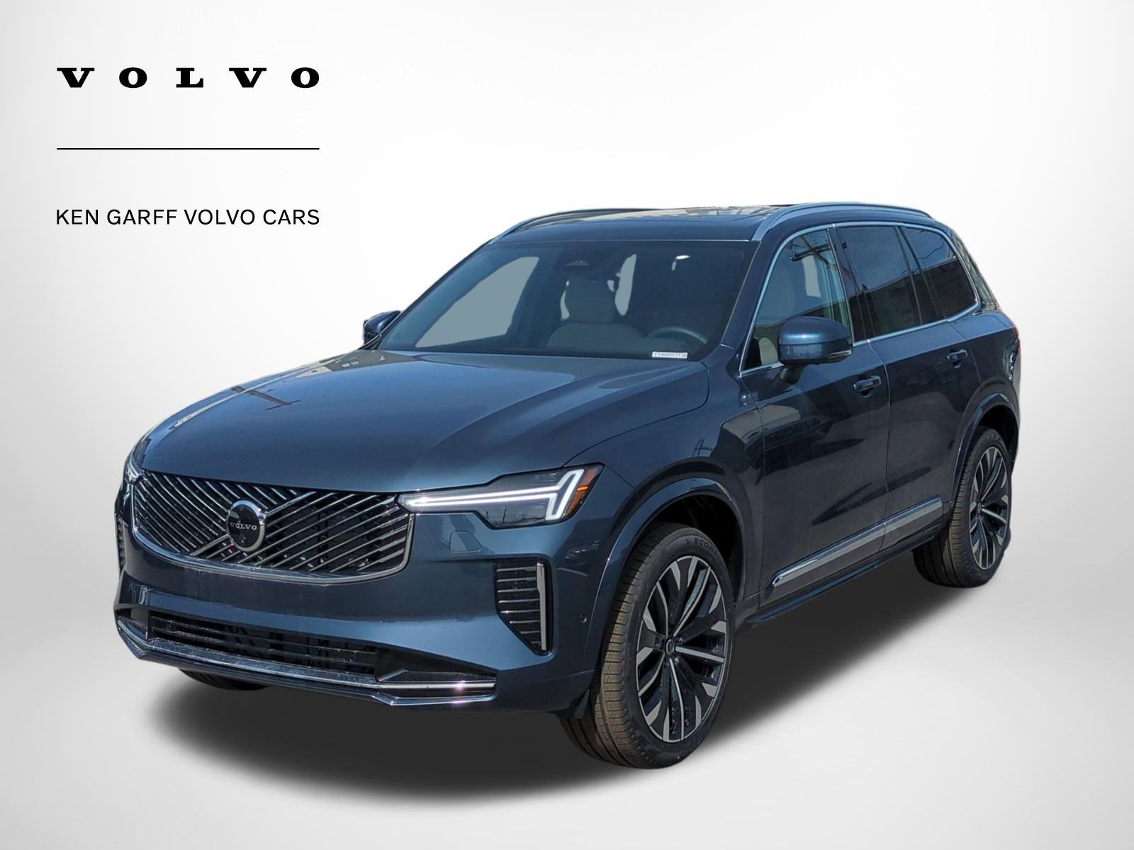 2026 Volvo XC90 Plus - Photo 8