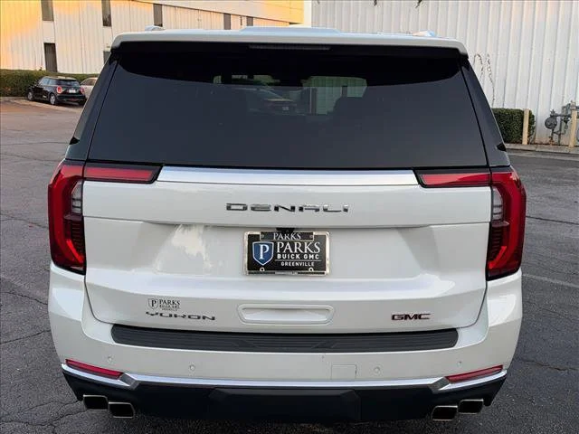 Used 2025 White Frost Tricoat GMC Denali image 10