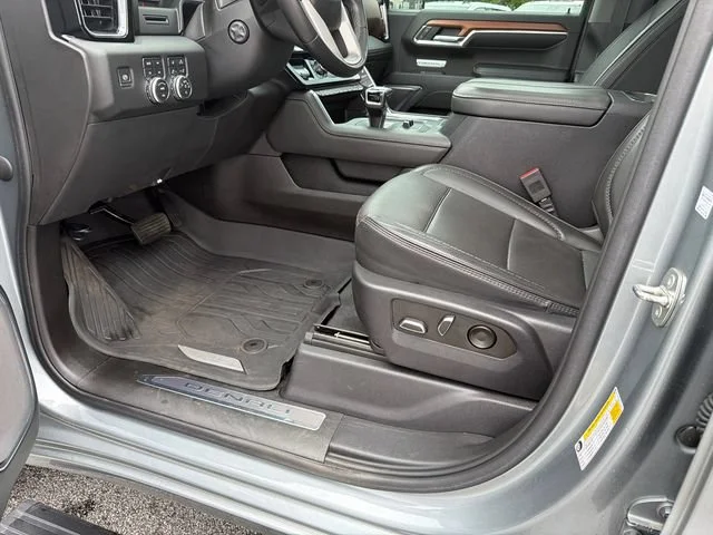 Used 2023 Sterling Metallic GMC Denali image 9