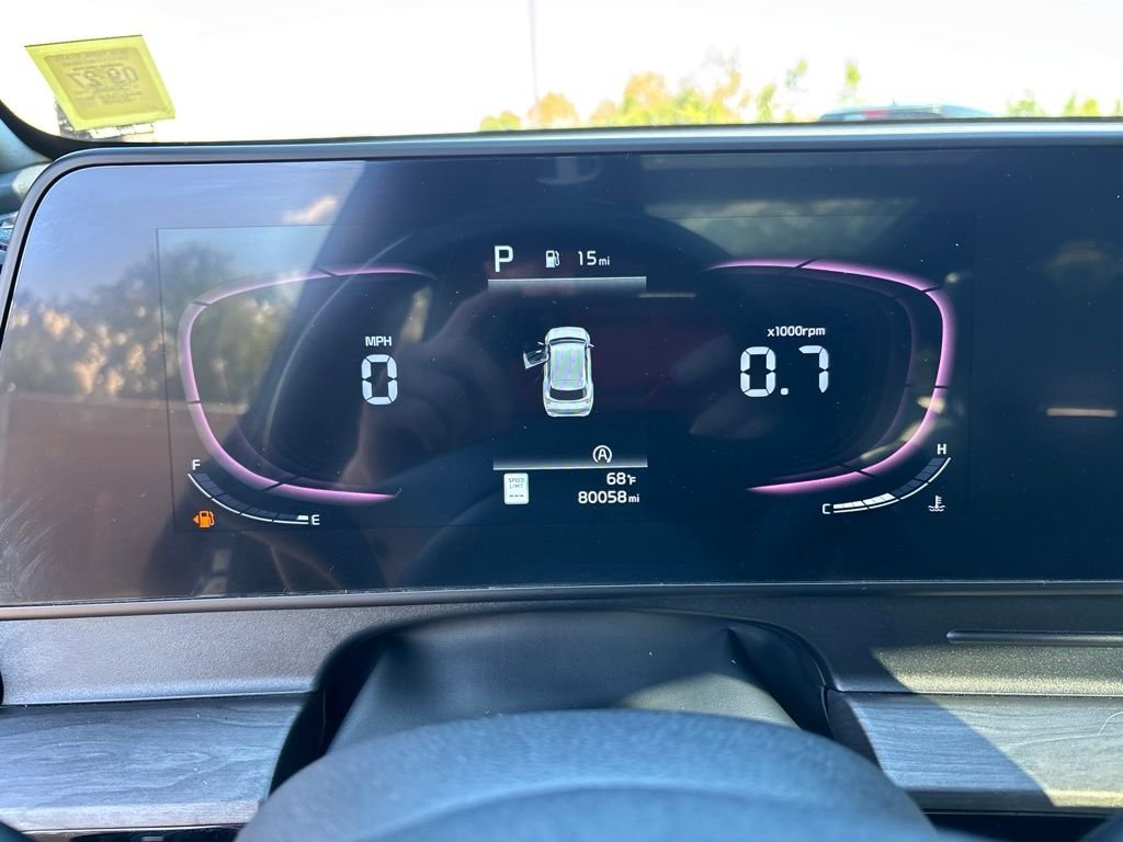 Used 2023 Black Kia X-Line image 25