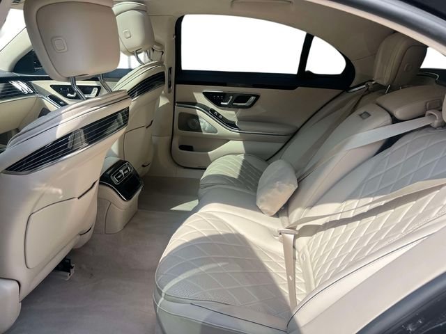 Certified Used 2022 Black Mercedes-Benz S 580 image 12