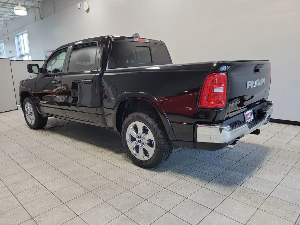 2026 RAM 1500 Big Horn/Lone Star - Photo 4