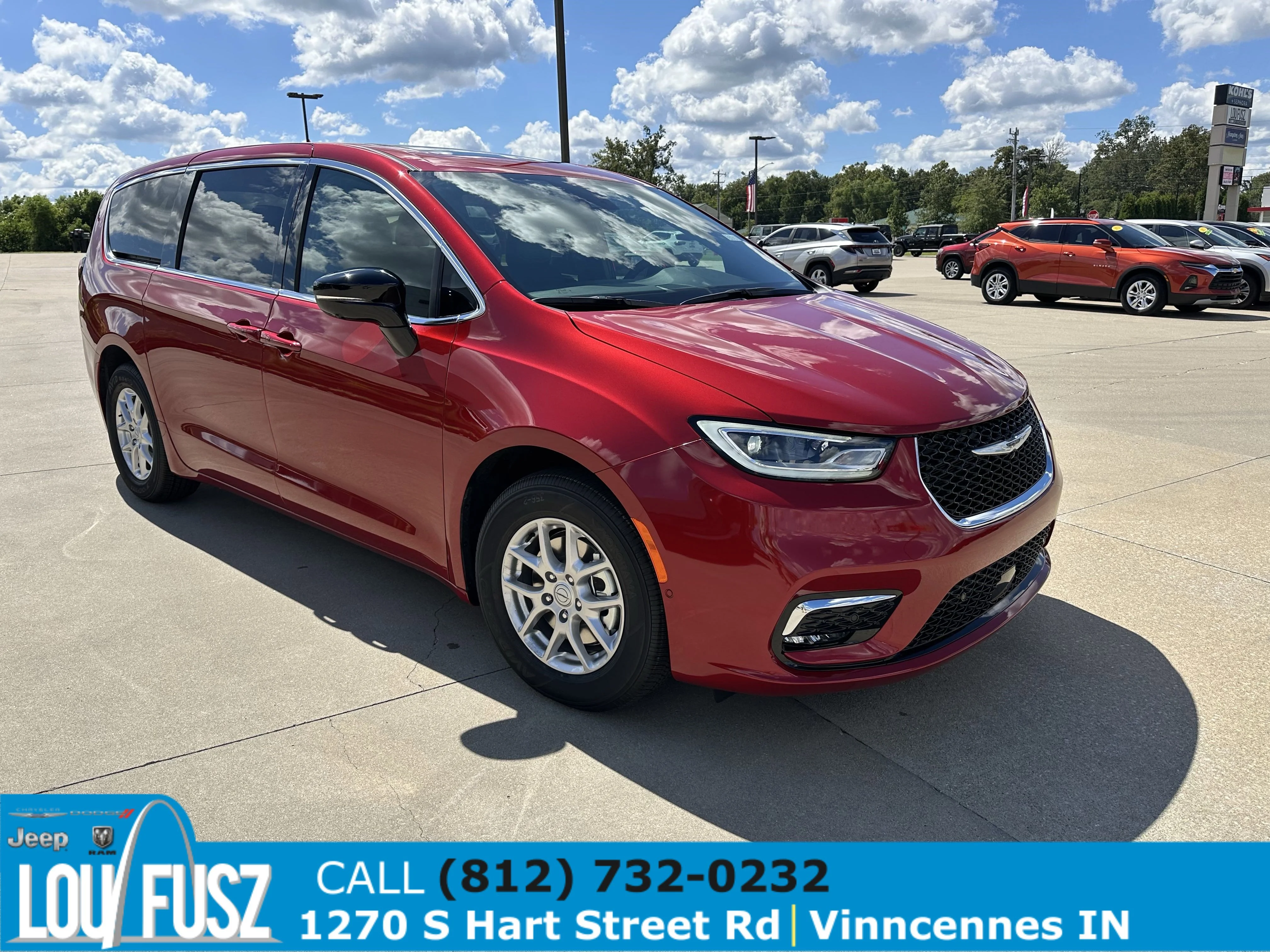 New 2026 Red Hot Pearl-Coat Exterior Paint Chrysler Select image 6