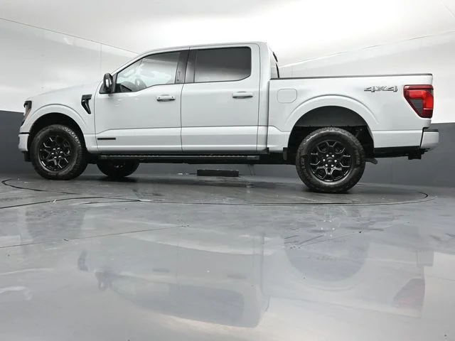 Certified Used 2024 Avalanche Ford XLT image 41