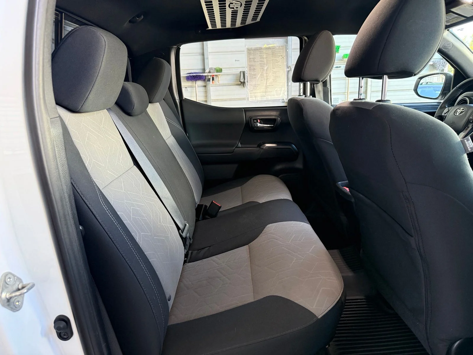 Used 2020 White Toyota TRD Off-Road image 17