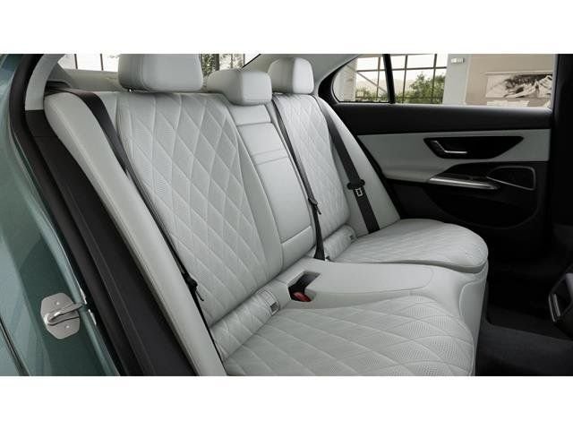 New 2027 Verde Silver Metallic Mercedes-Benz E 450 image 5