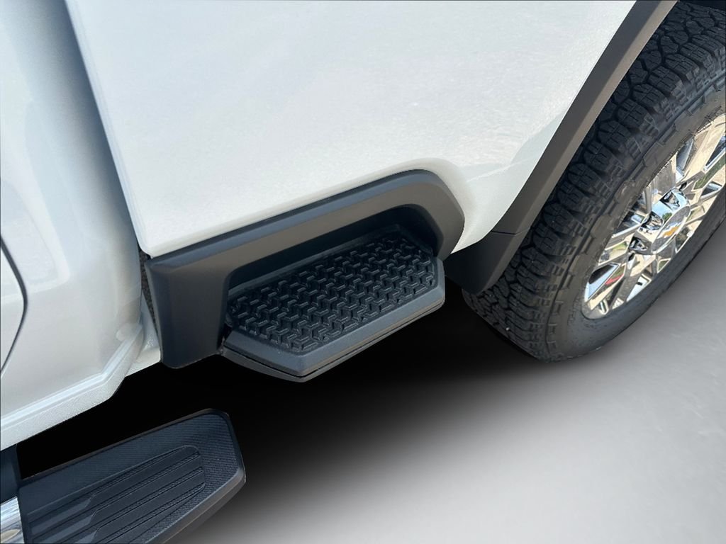 2026 Chevrolet Silverado 2500 HD High Country - Photo 13