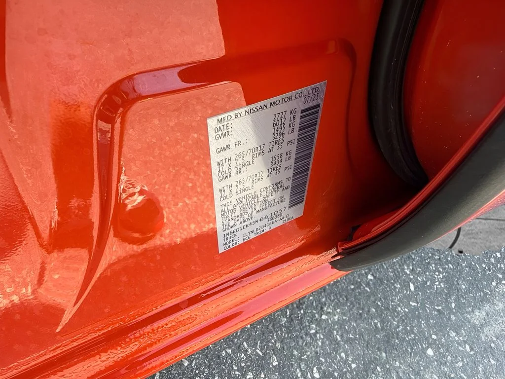 Used 2025 Orange Nissan PRO-4X image 27