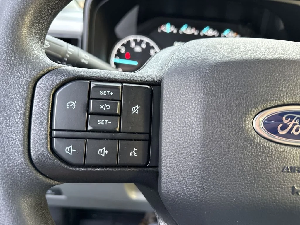 New 2025 White Ford XLT image 17
