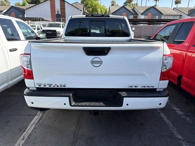 Used 2023 White Nissan SV image 3