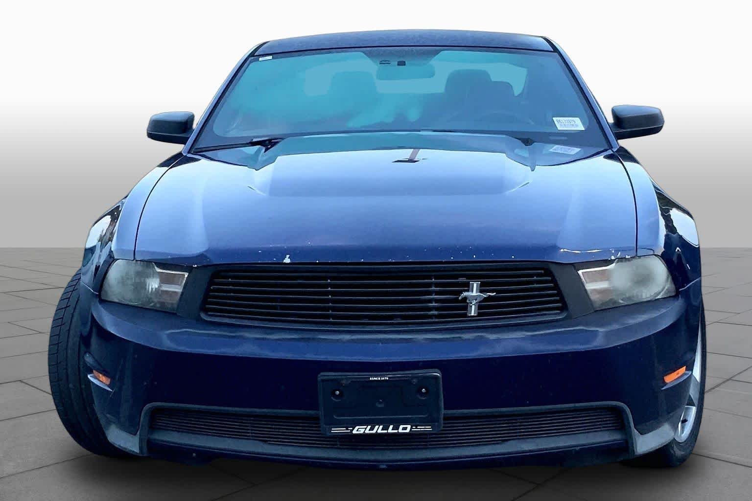 Used 2011 Kona Blue Metallic Ford V6 image 3
