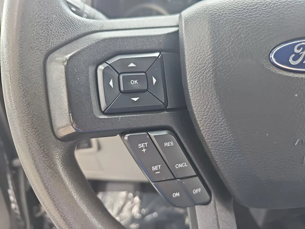 Used 2018 Black Ford XLT image 15