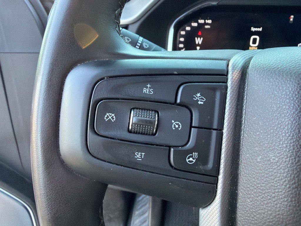 Used 2025 Silver GMC Denali image 20