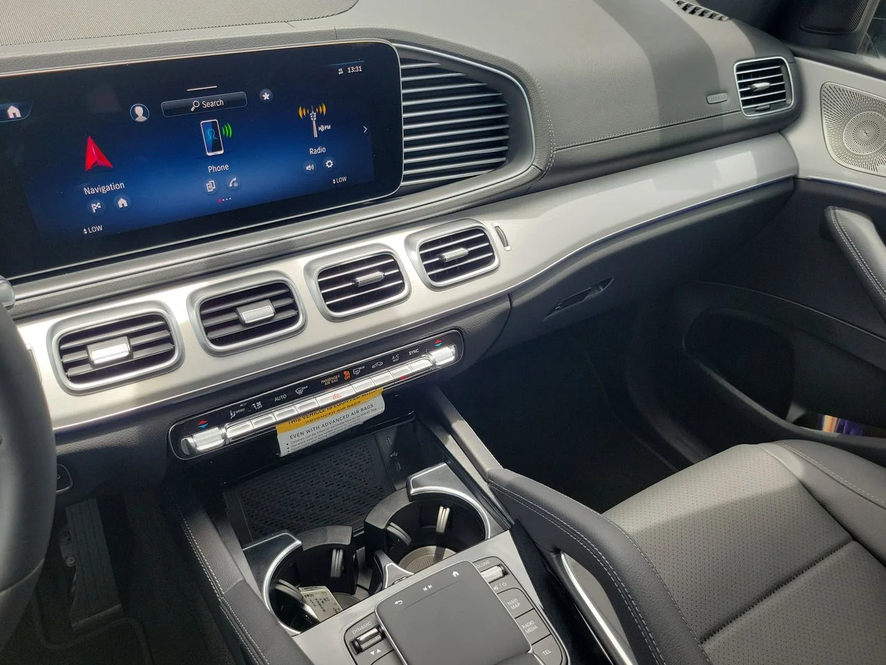 New 2026 Obsidian Black Metallic Mercedes-Benz GLE 450 image 25