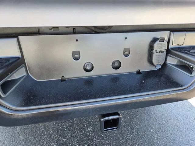 Used 2022 Silver Ram Tradesman image 18