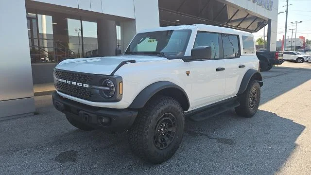 New 2026 Oxford White Ford Badlands 4WD image 29