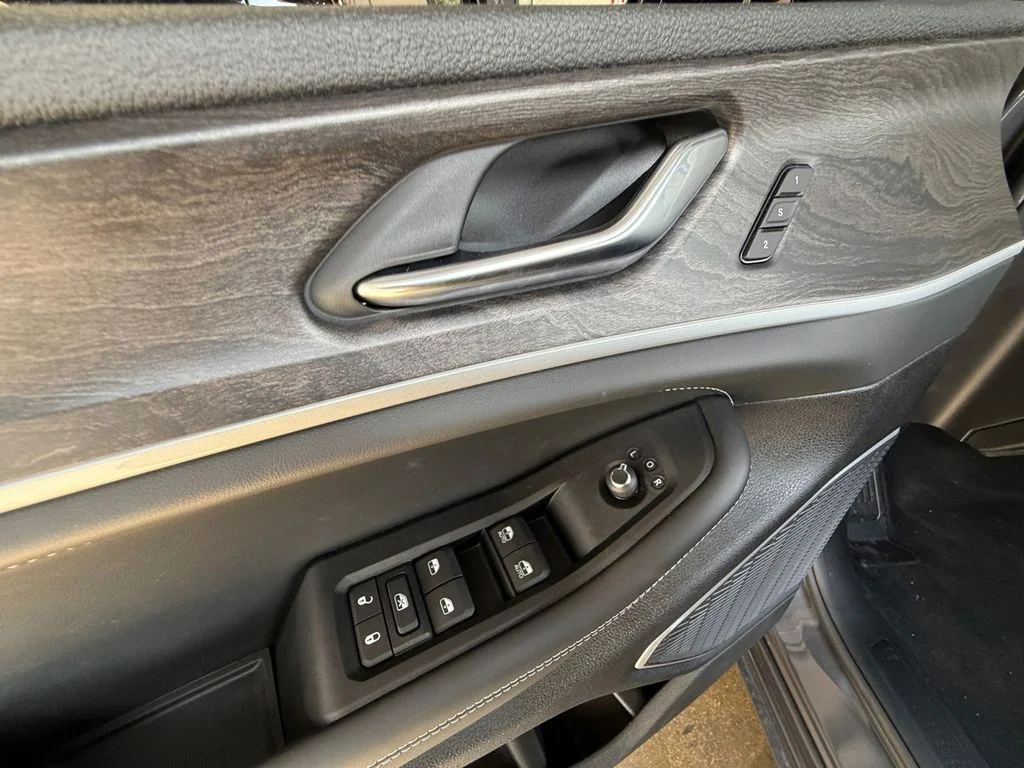 New 2026 Gray Jeep Limited Reserve image 11