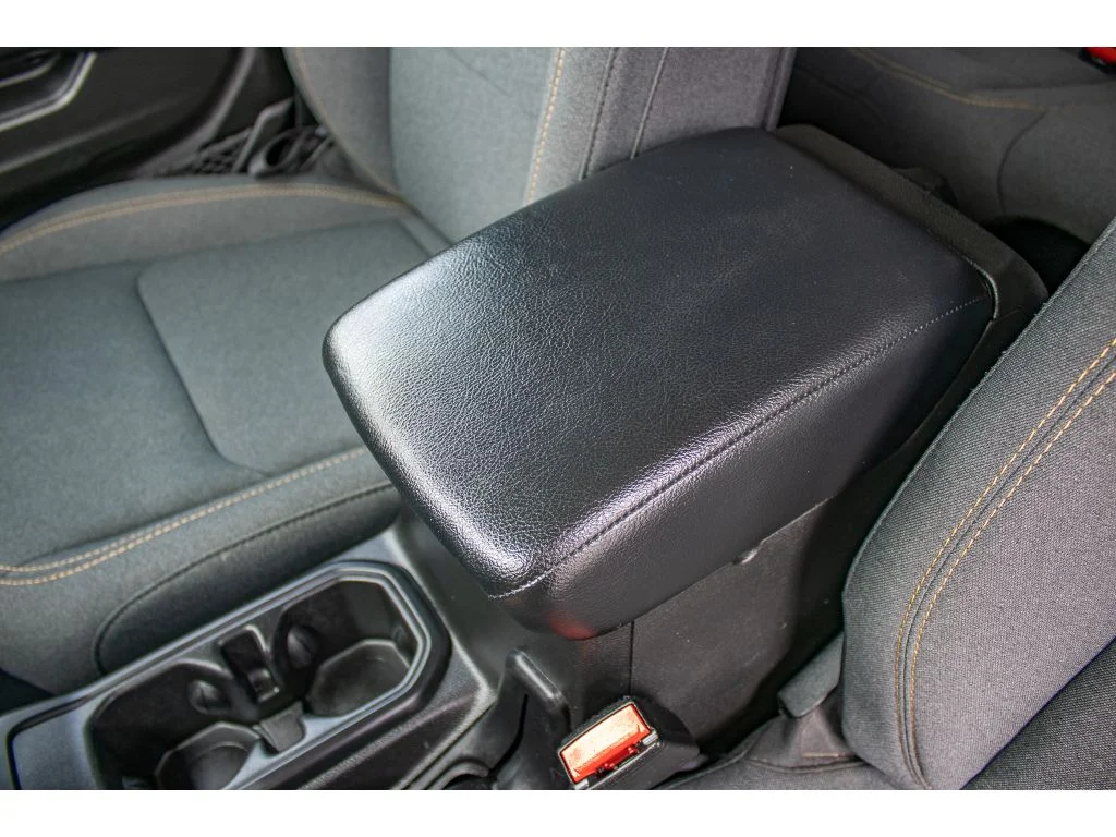 Used 2024 Black Clearcoat Jeep Sport S image 30