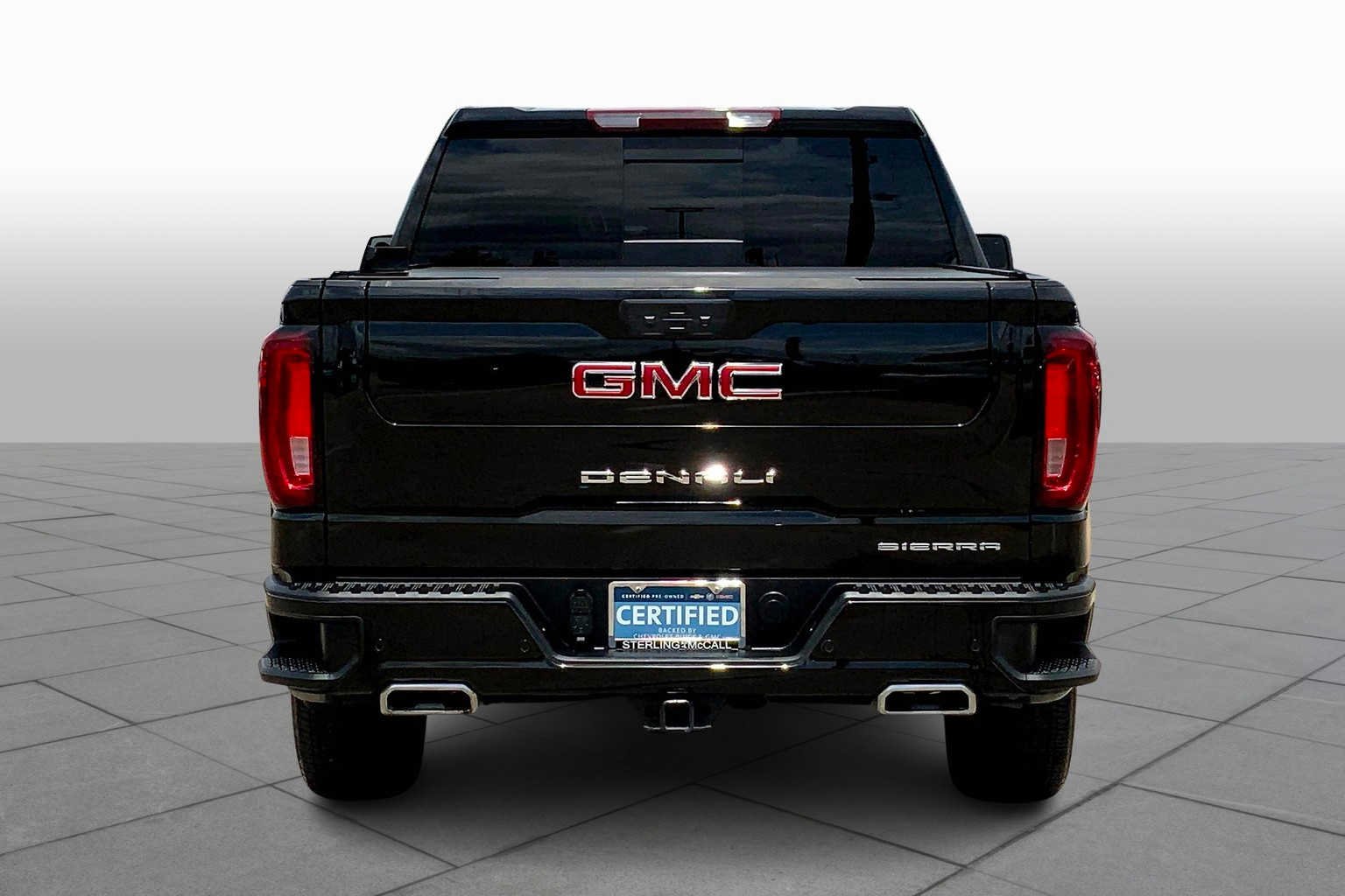 Used 2022 Onyx Black GMC Denali image 5