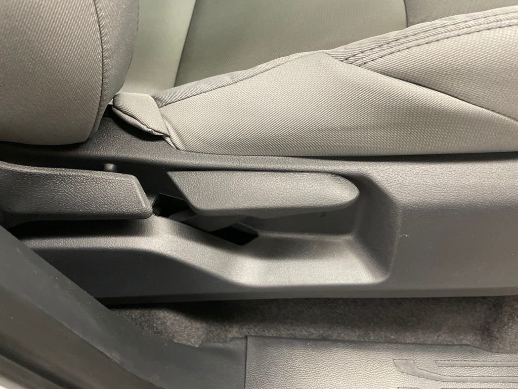 2026 Toyota Tacoma SR5 - Photo 29