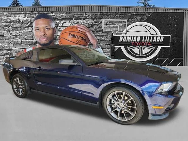 2012 Ford Mustang V6 Premium's photo