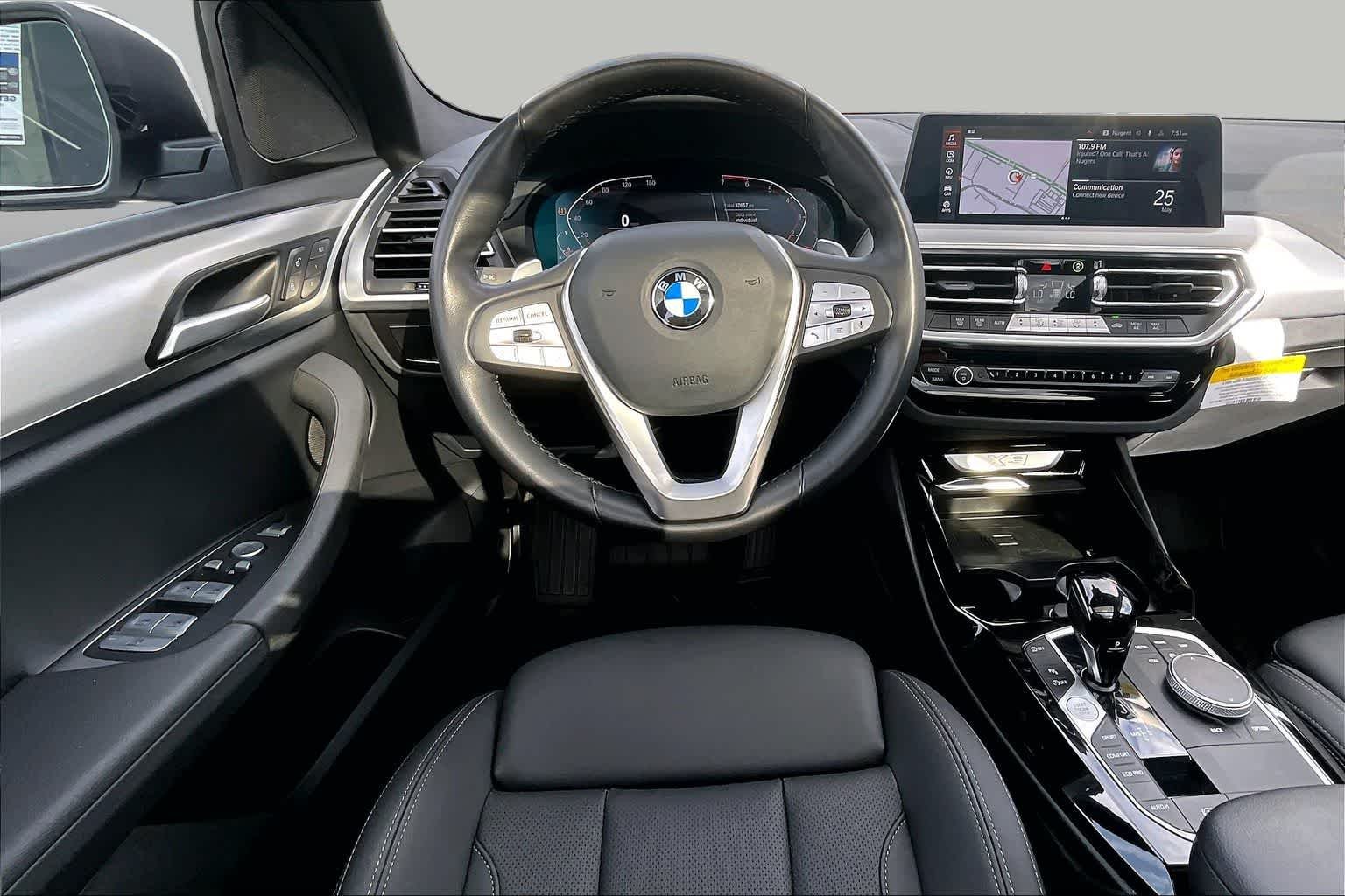 Used 2024 Alpine White BMW sDrive30i image 6