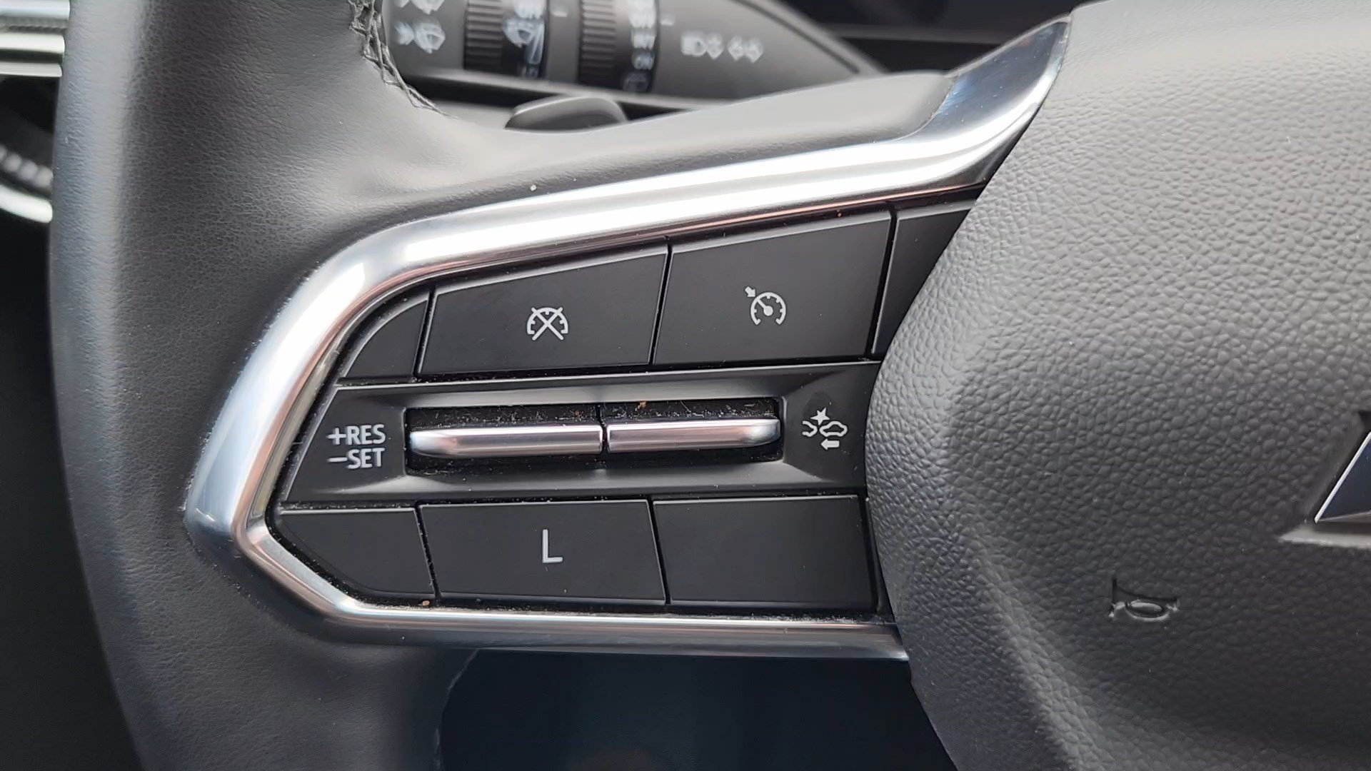 2025 Chevrolet Equinox LT - Photo 12