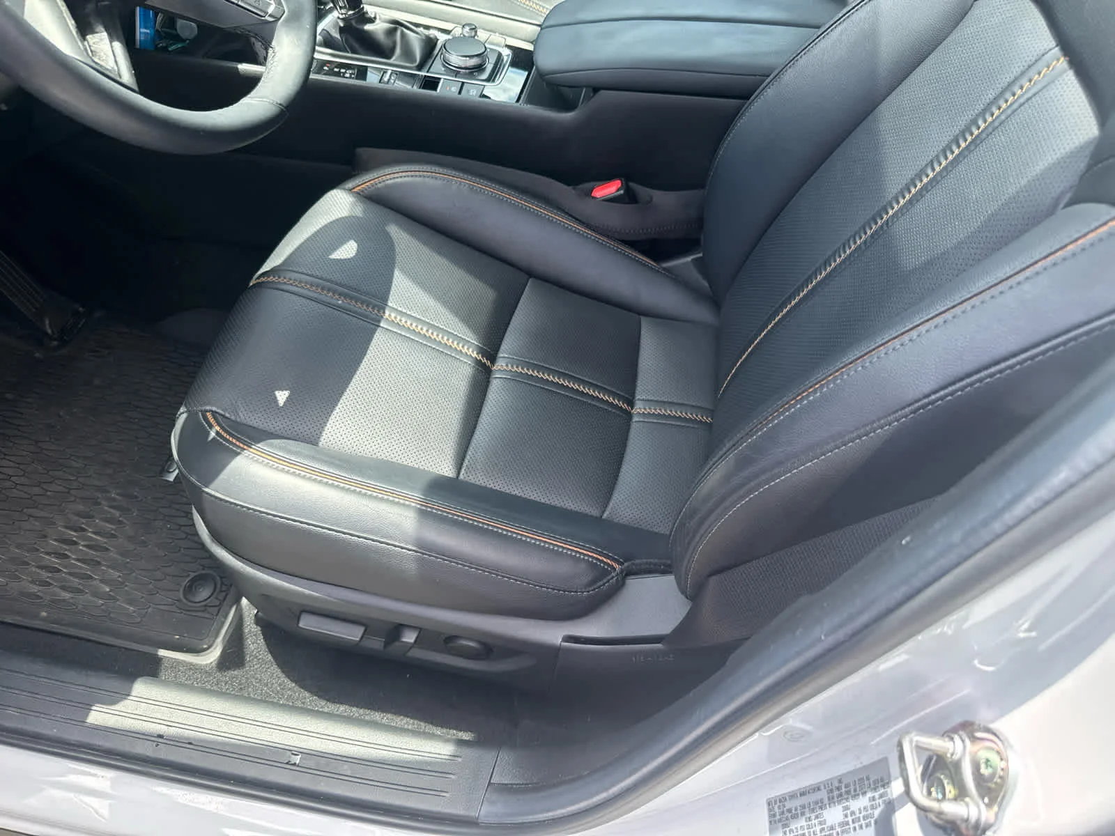 Used 2025 Wind Chill Pearl Mazda 2.5 S Premium Plus Package image 8