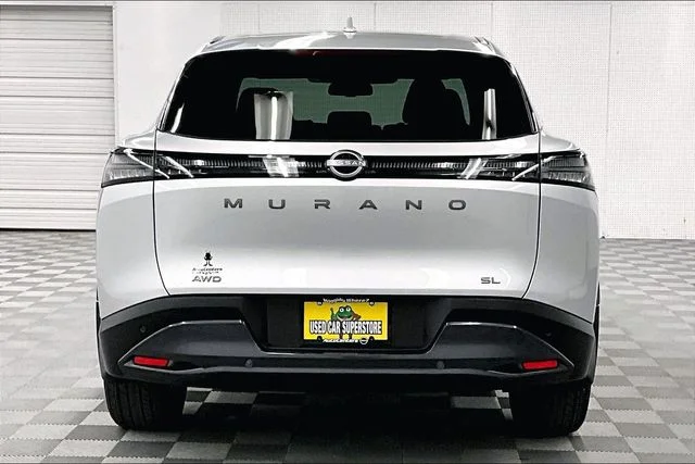 Used 2025 Brilliant Silver Metallic Nissan SL image 5