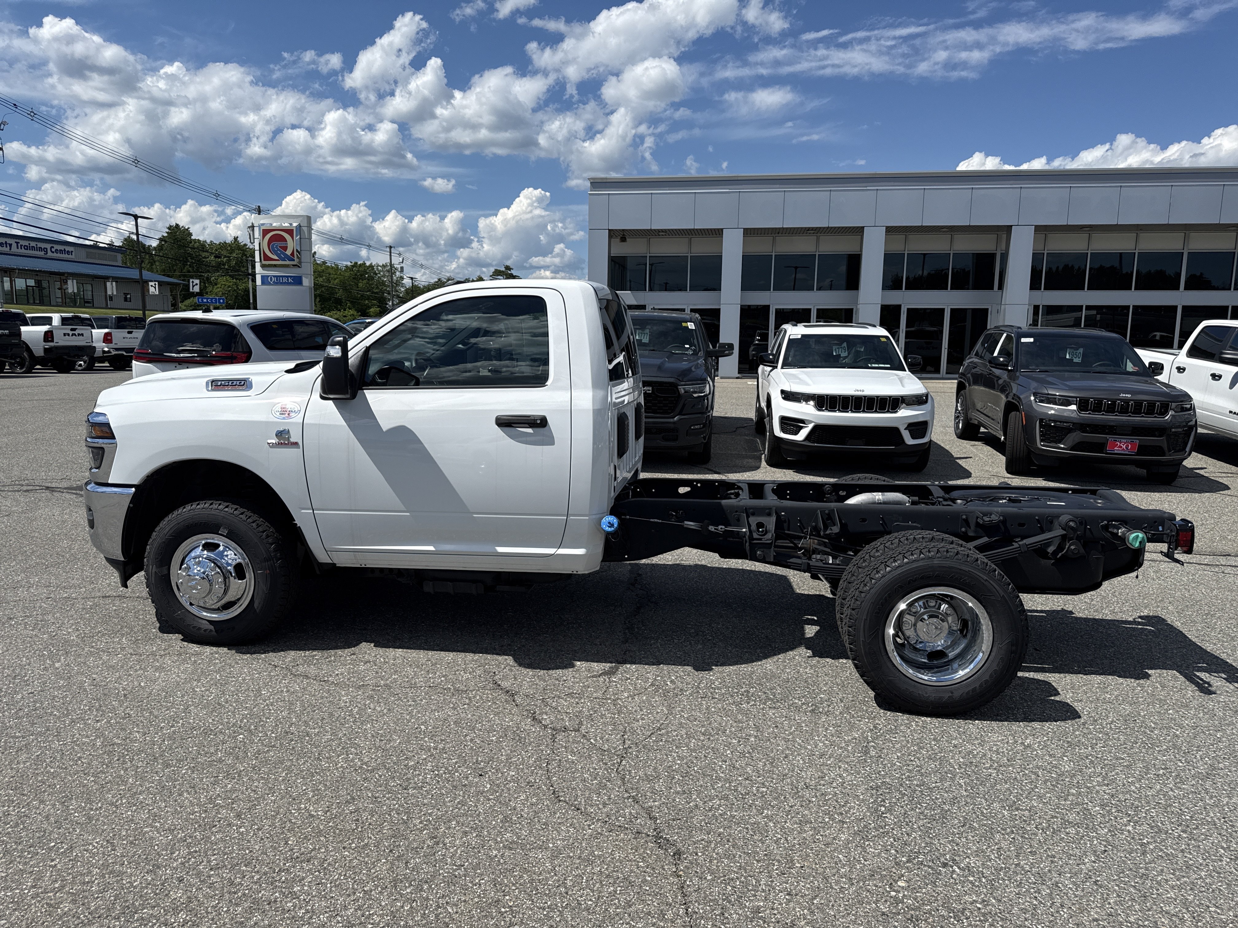 New 2026 Bright White Clearcoat Ram Tradesman image 3