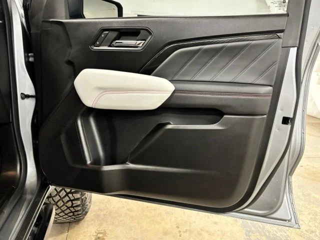Used 2024 Silver GMC AT4X image 23