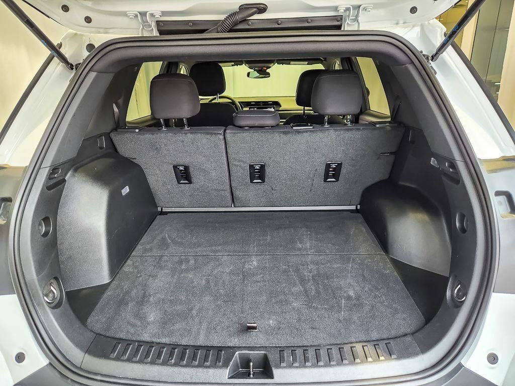 Used 2026 Summit White GMC Elevation image 16