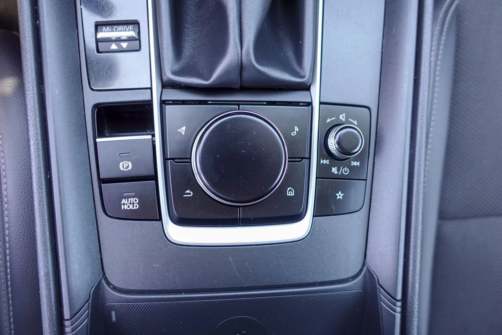 Certified Used 2025 Jet Black Mica Mazda 2.5 S Preferred Package image 24