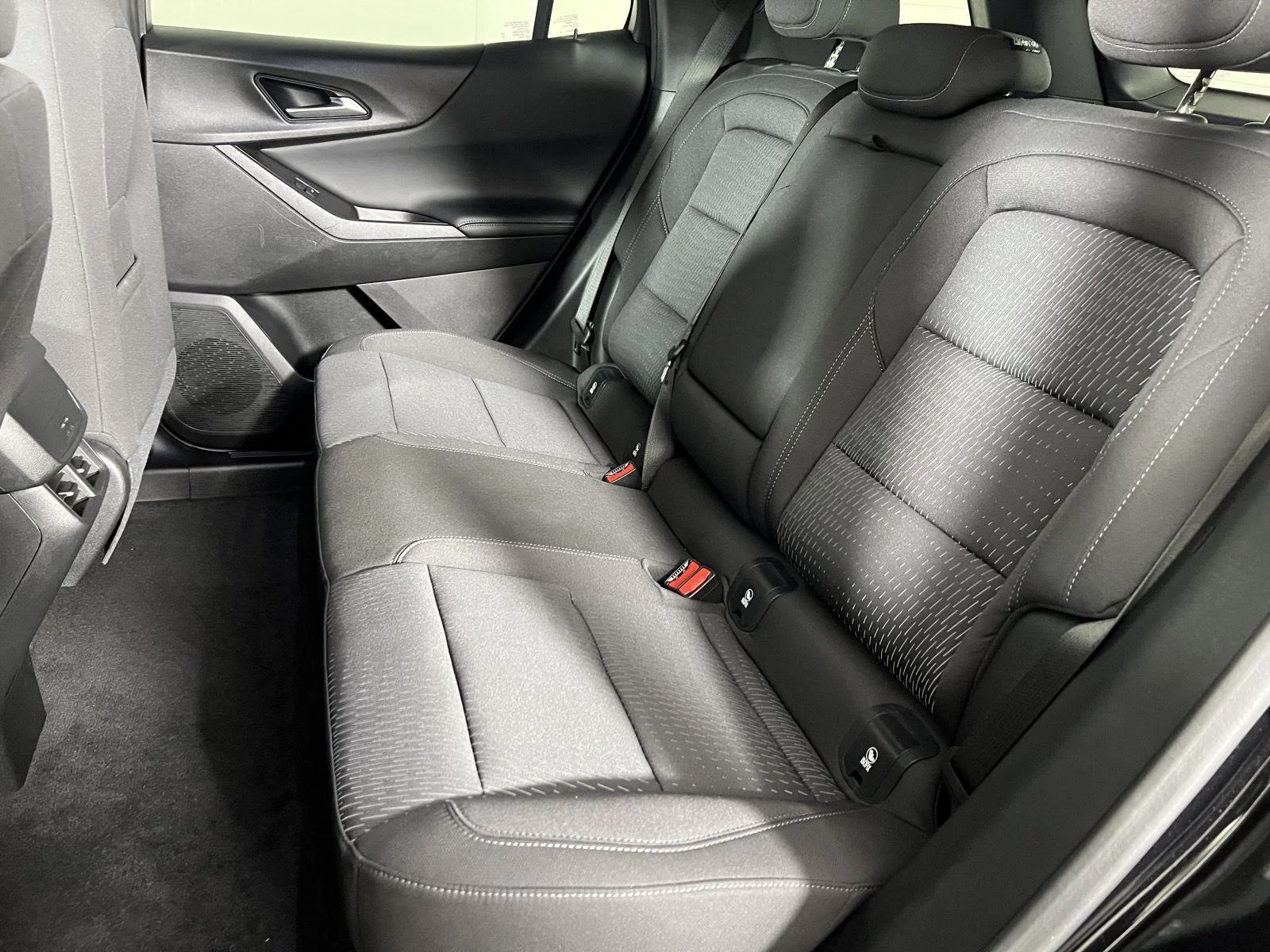 Used 2025 Mosaic Black Metallic Chevrolet AWD LT image 22