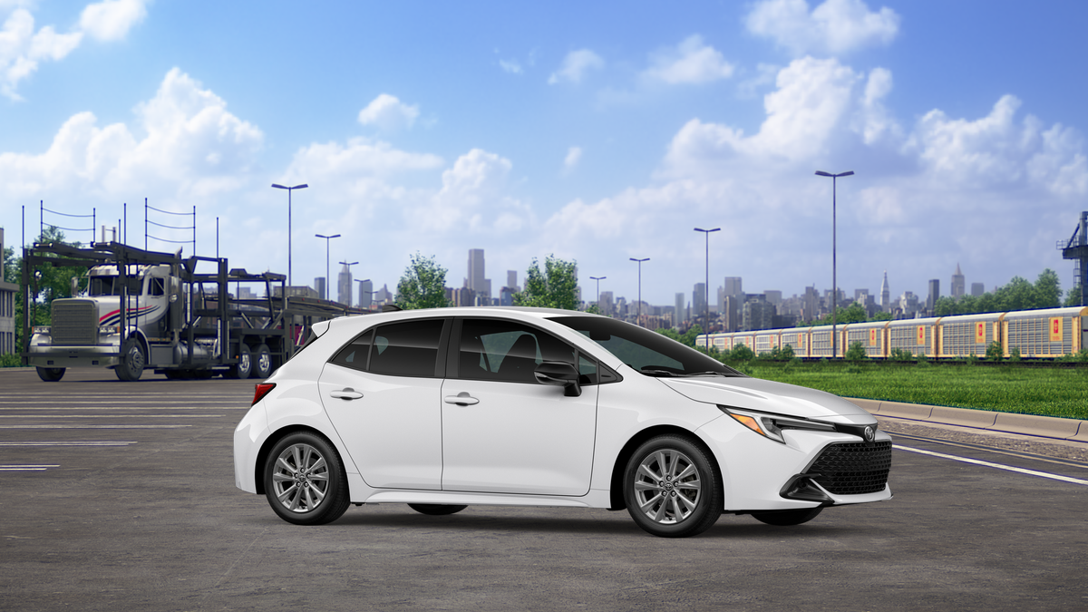 New 2026 Ice Cap Toyota SE image 13