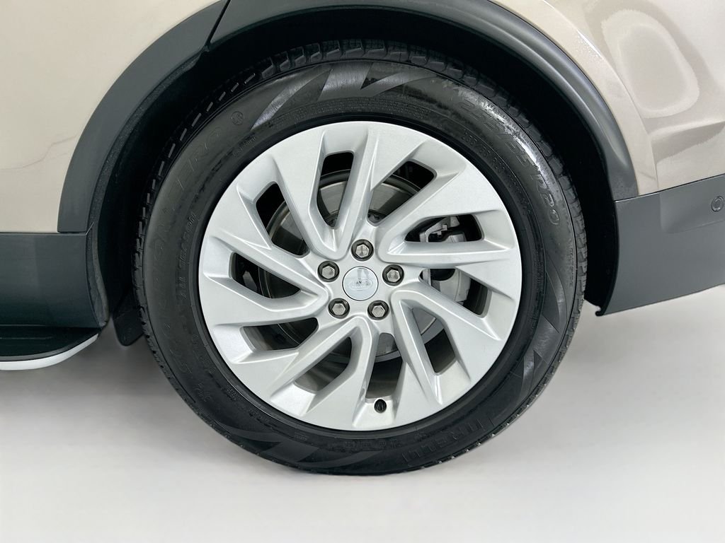 2025 Land Rover Discovery S - Photo 30
