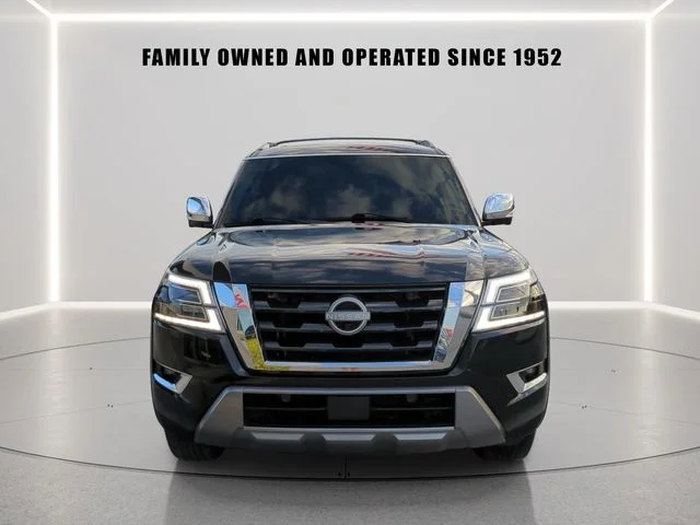 Used 2023 Black Nissan Platinum image 6