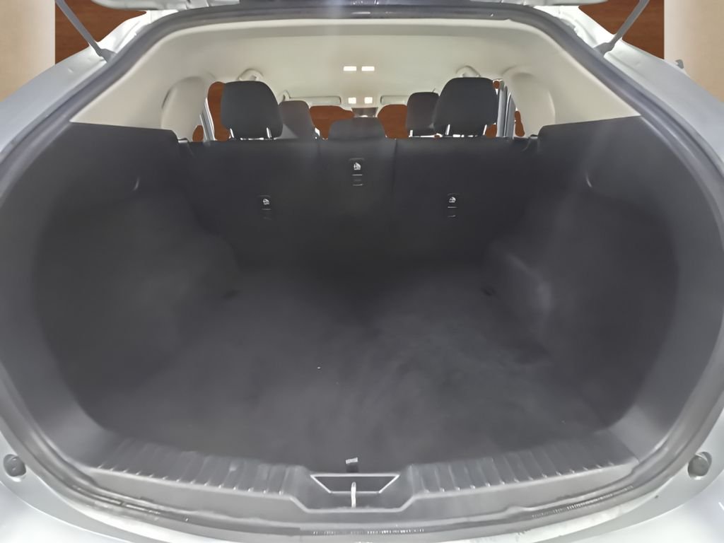 Used 2019 Silver Mazda Sport image 19