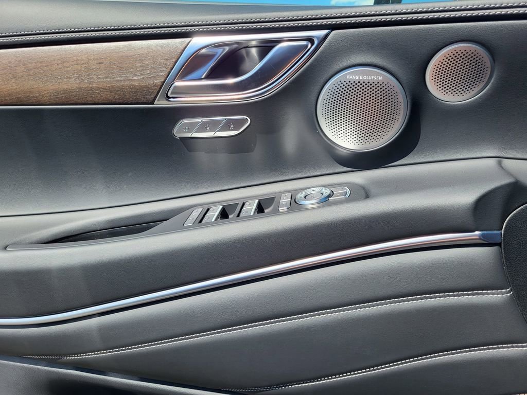 New 2026 Blue Genesis 2.5T Prestige image 13