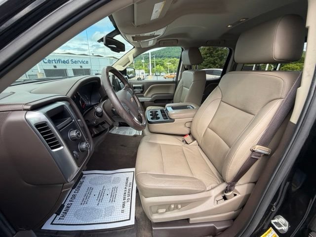 Used 2017 BLACK Chevrolet LTZ image 6