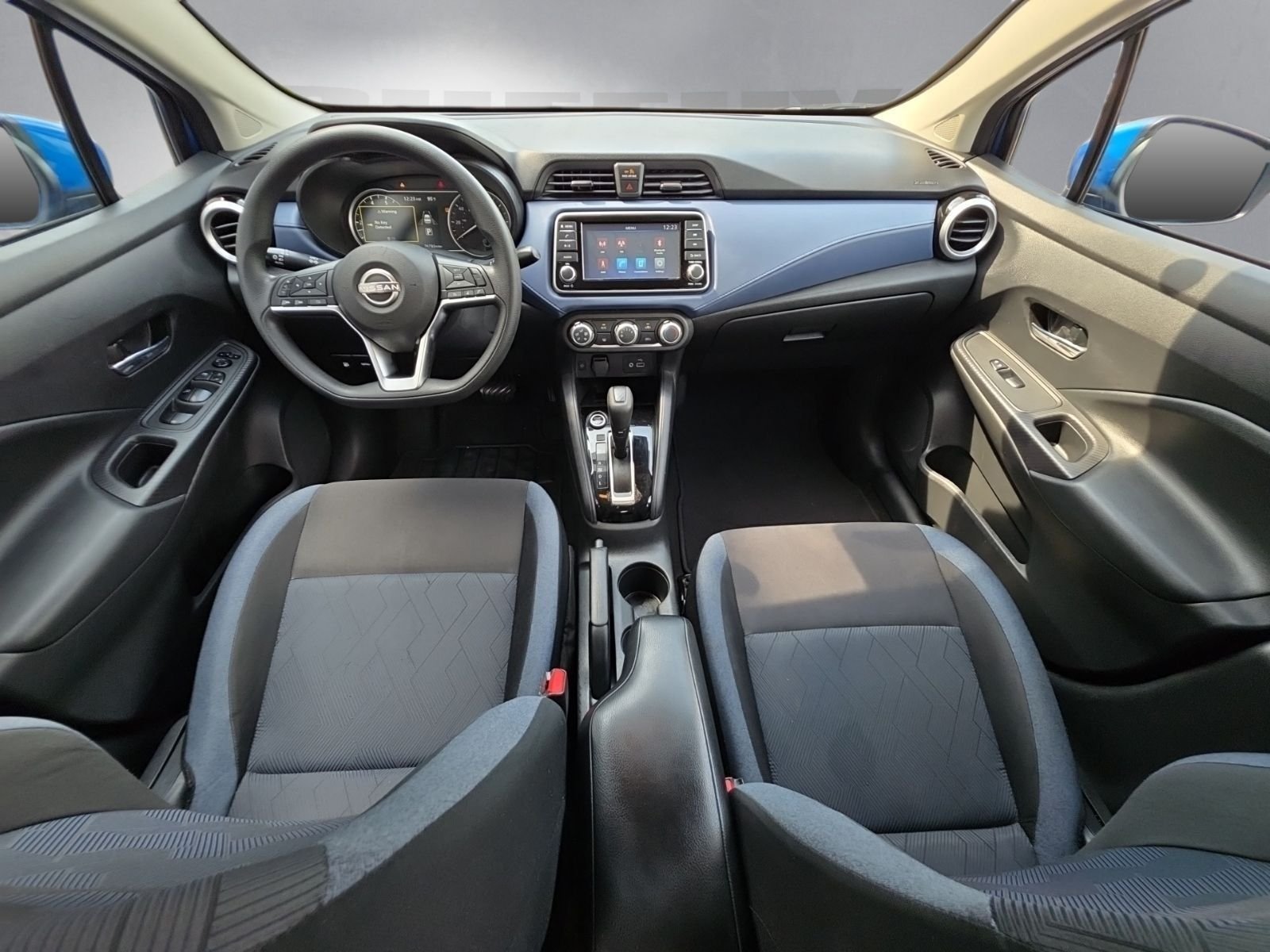 Used 2023 Blue Nissan 1.6 SV image 3