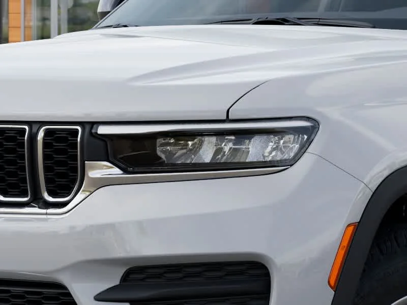 New 2026 Bright White Clearcoat Jeep Laredo X image 10
