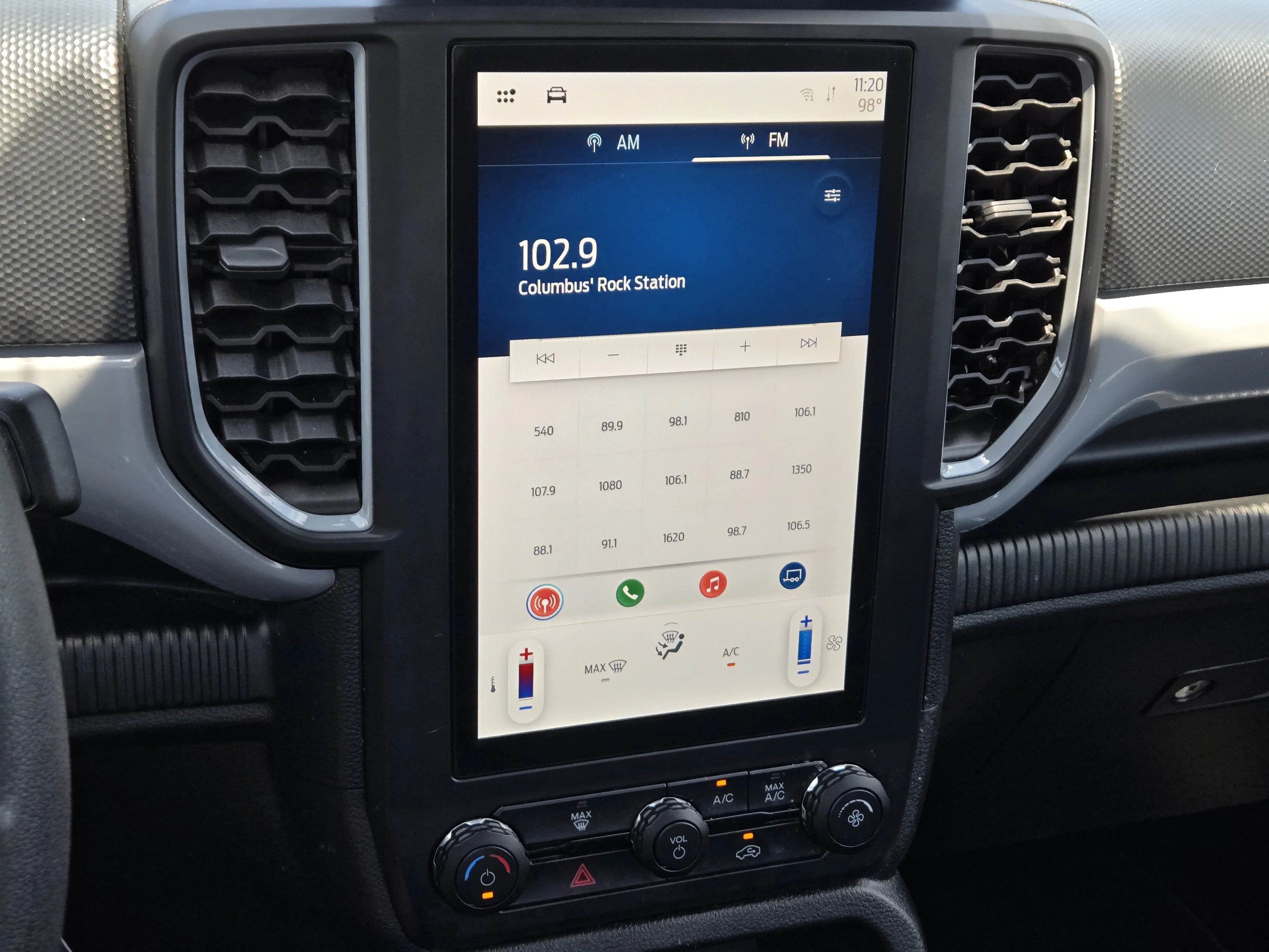 Used 2025 Oxford White Ford XL image 26