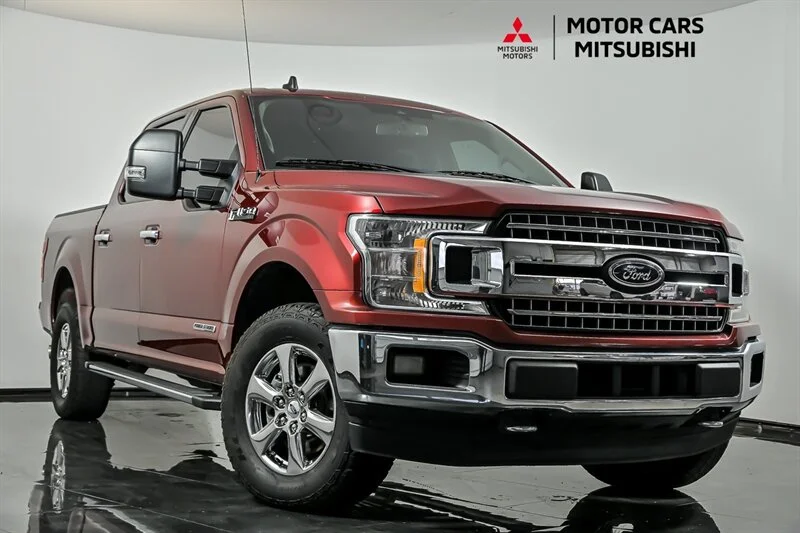 Used 2019  Ford XLT image 1