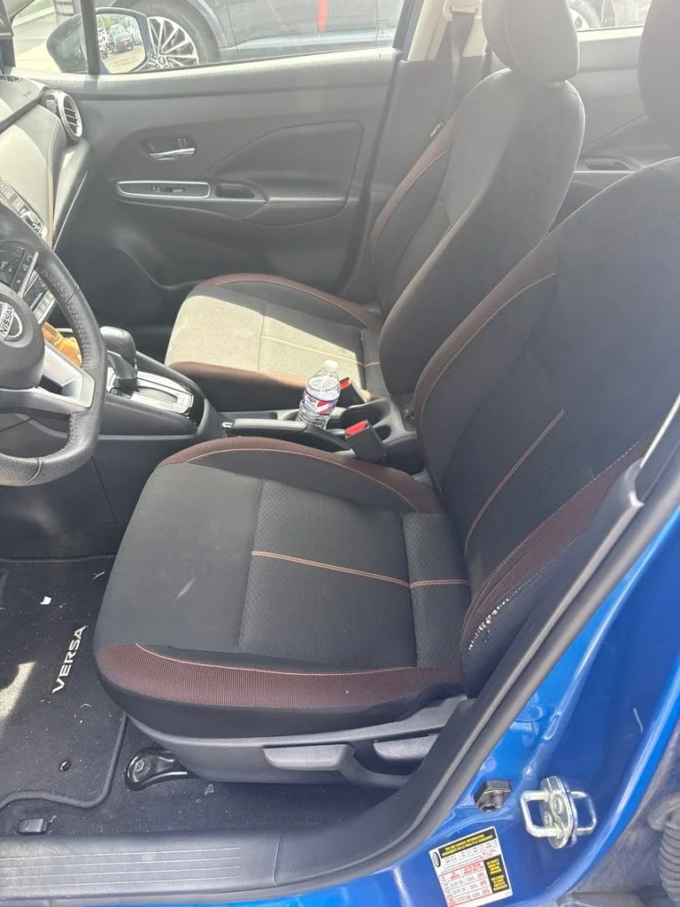 Used 2022 Blue Nissan 1.6 SR image 5