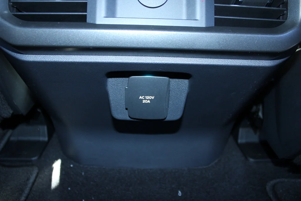 New 2026 Antimatter Blue Metallic Ford Tremor® image 25
