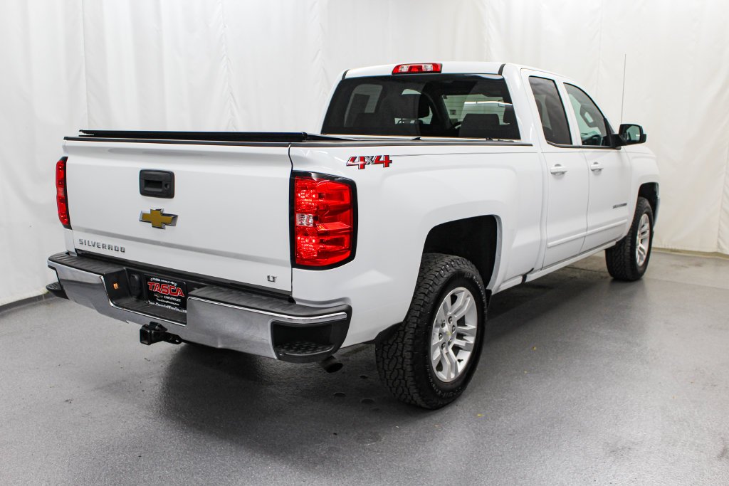 Used 2018 White Chevrolet LT image 11