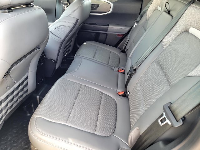 Used 2025 Gray Ford Badlands image 12