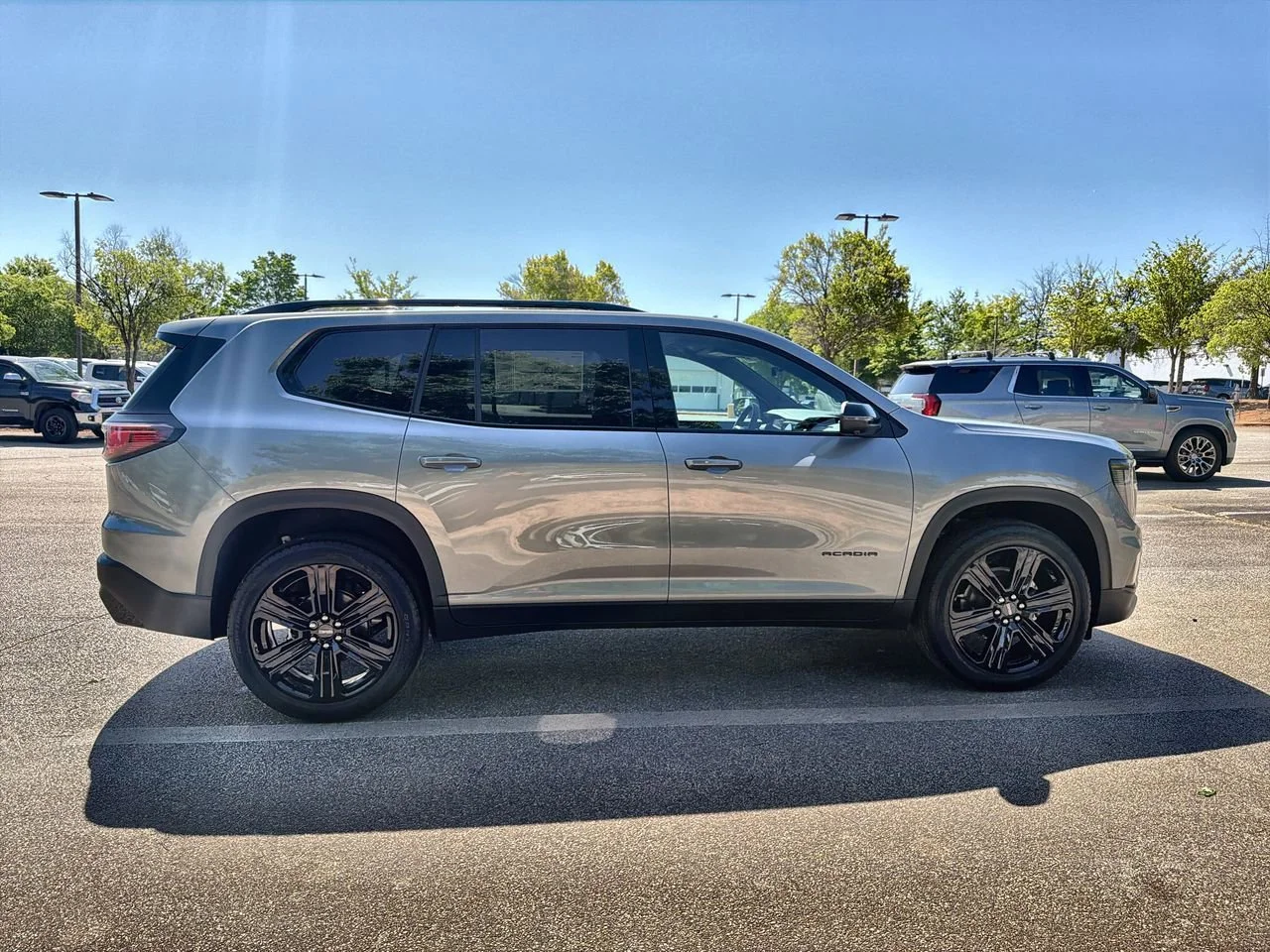 New 2026 Sterling Metallic GMC Elevation image 9